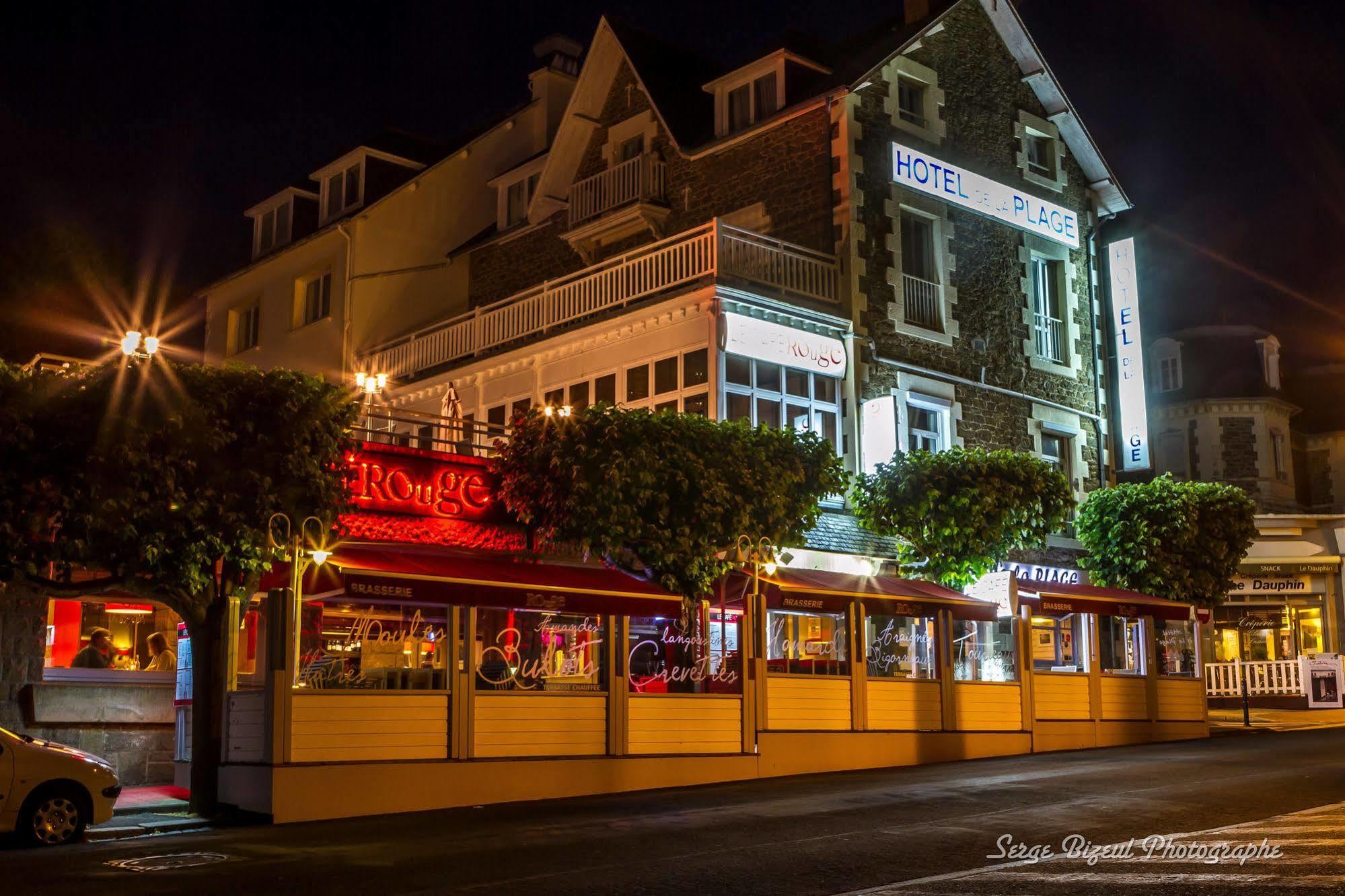 Hotel De La Plage Динар Экстерьер фото
